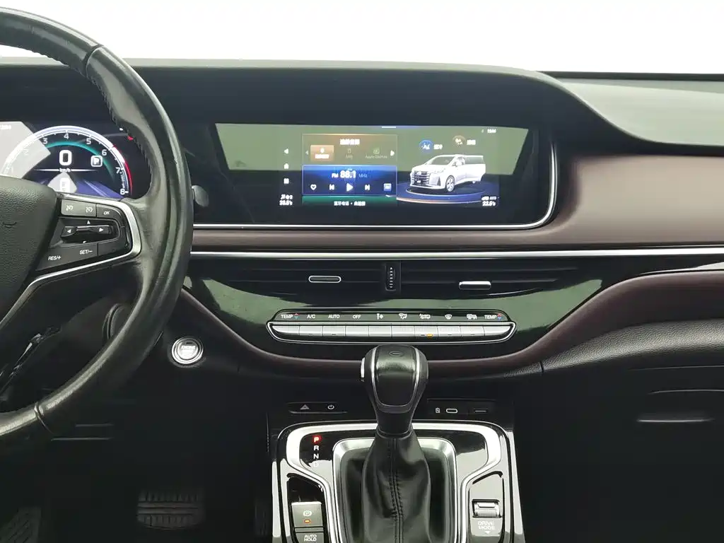 GAC Motor Trumpchi M6 — миниатюра 12