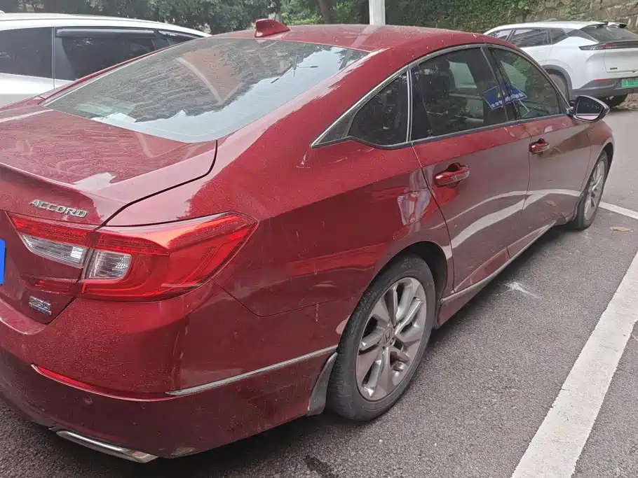 Honda Accord — миниатюра 3