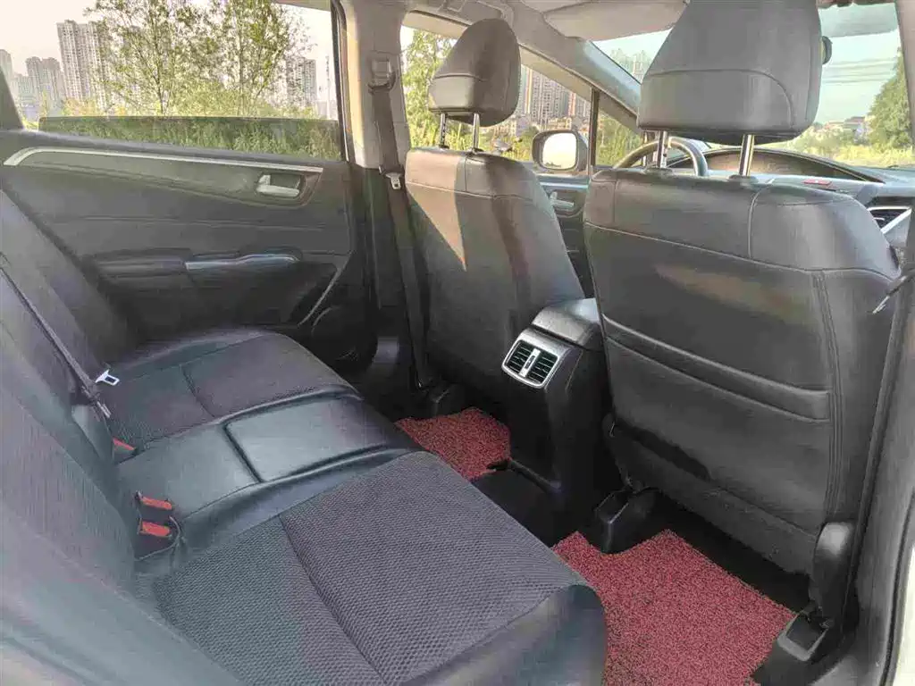 Honda Jade — миниатюра 5
