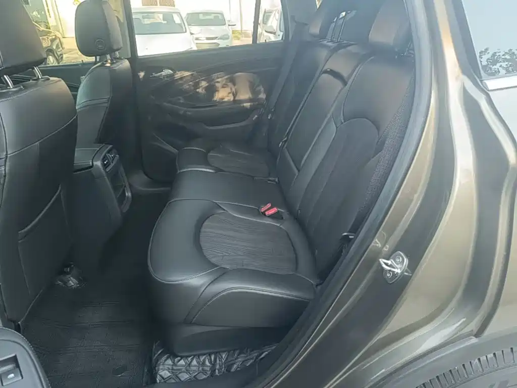 Buick Envision Plus — миниатюра 17