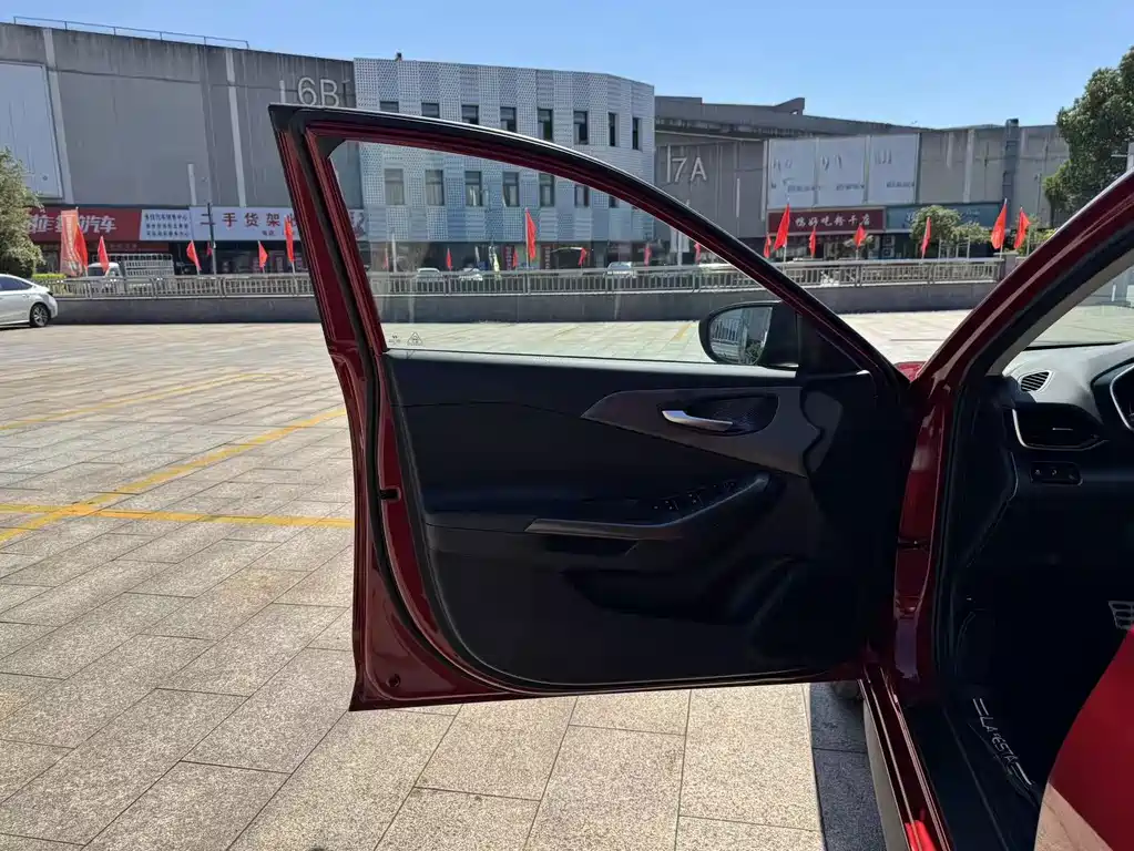 Hyundai Fista — миниатюра 9