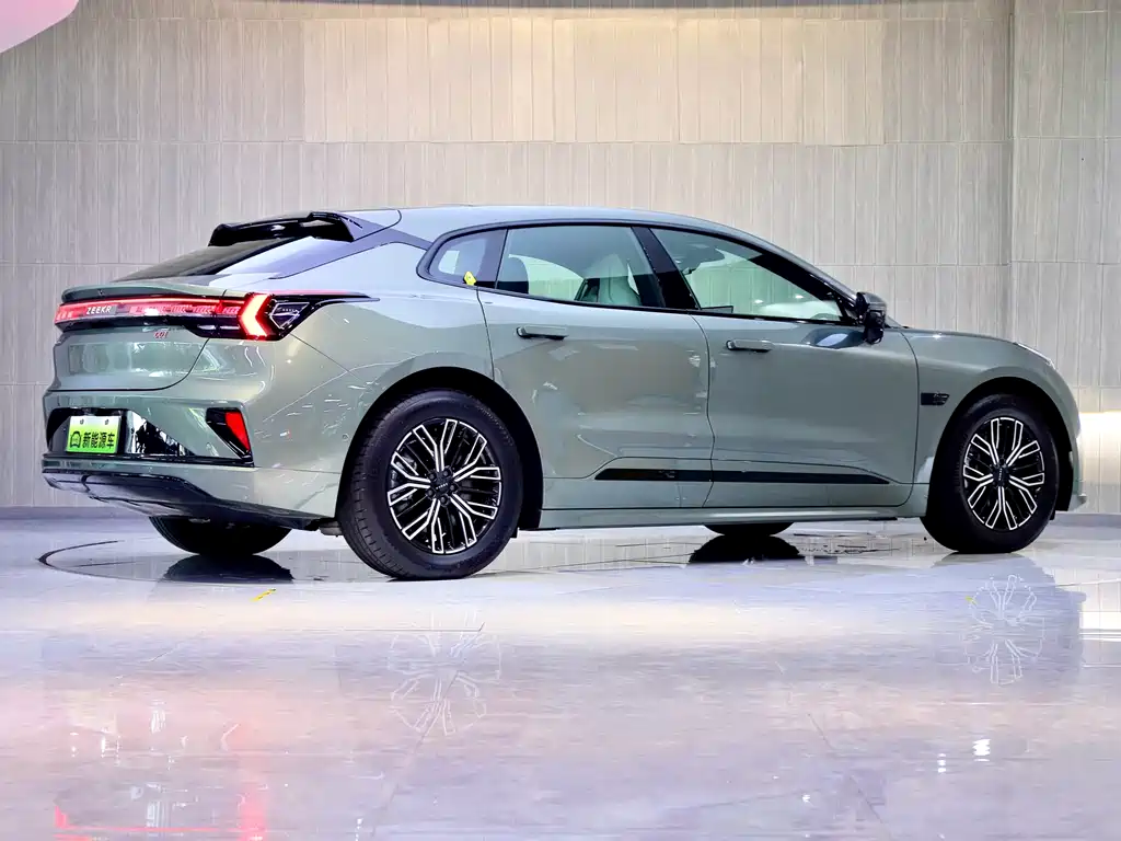 ZEEKR EXTREME KRYPTON 001