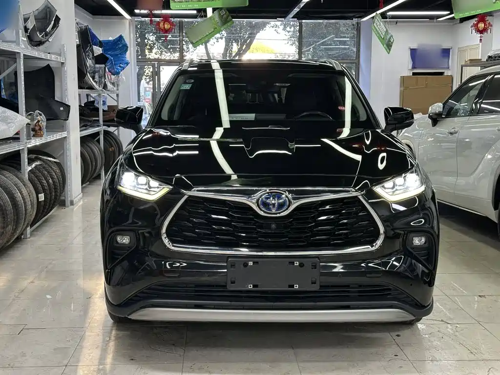 Toyota Highlander — миниатюра 9