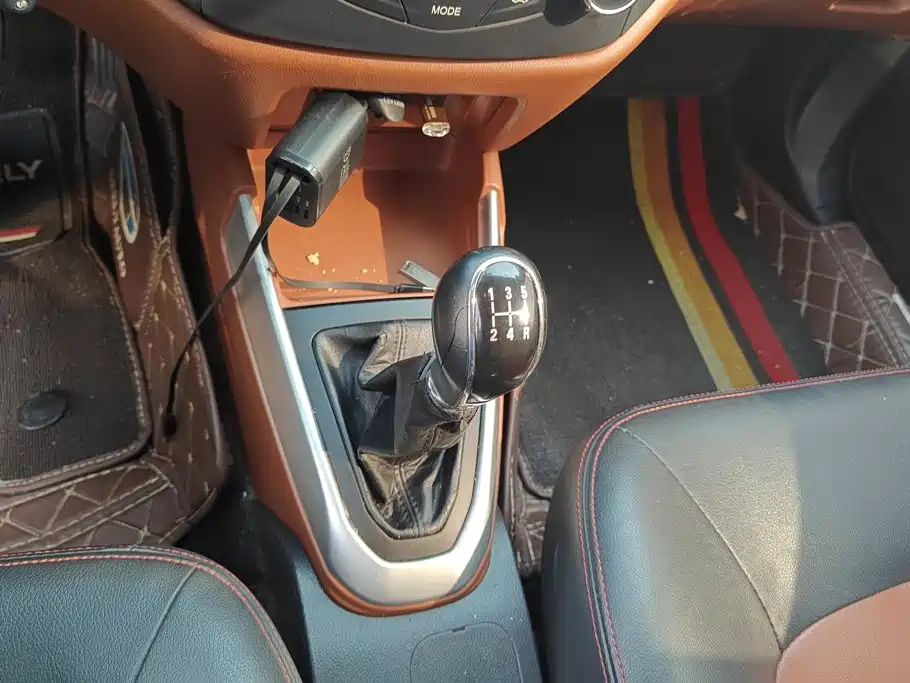 Geely King Kong — миниатюра 16