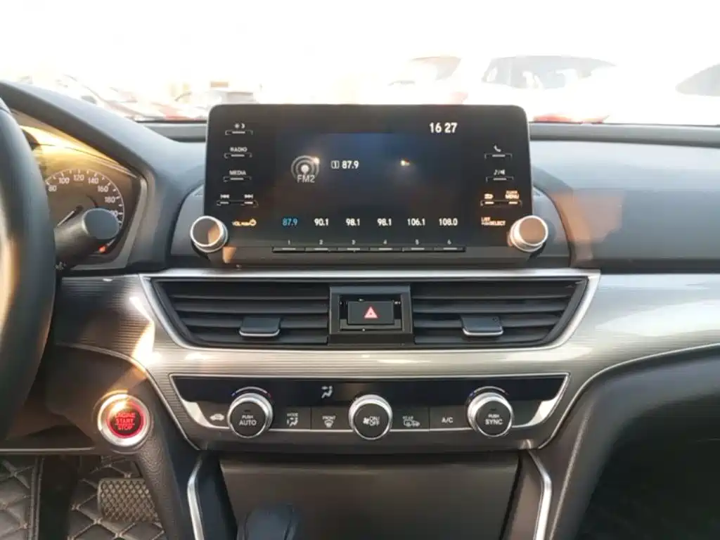 Honda Accord — миниатюра 13