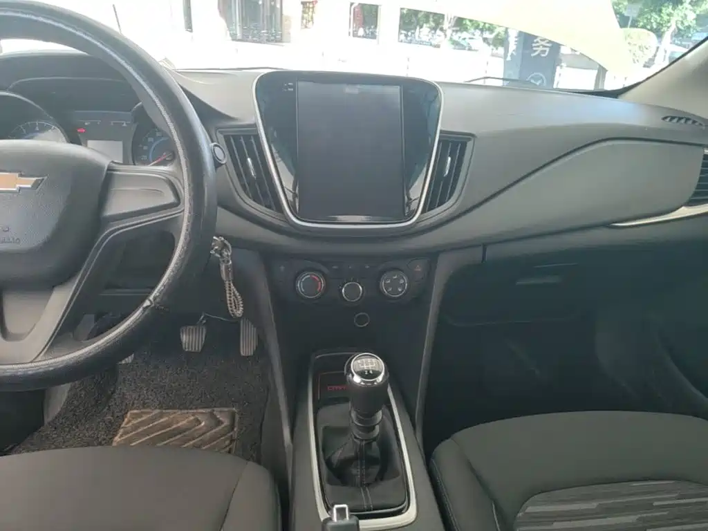 Chevrolet Cavalier — миниатюра 13