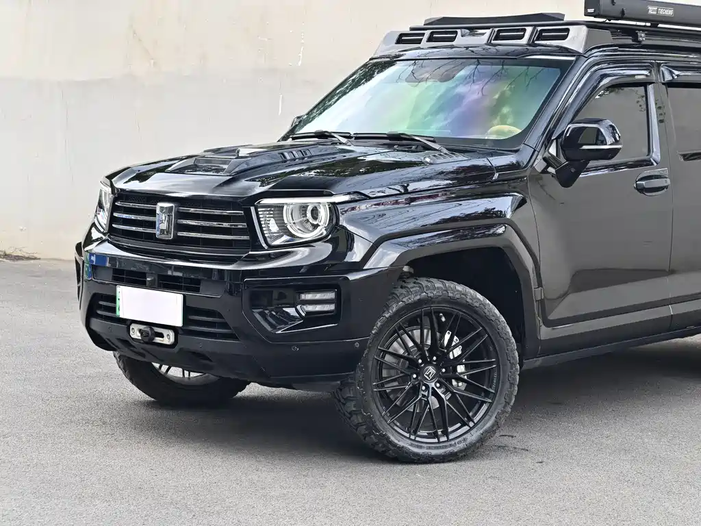 TANK TANK 700 NEW ENERGY