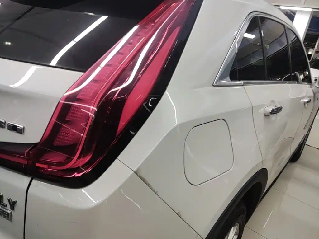 Cadillac XT4 — миниатюра 8