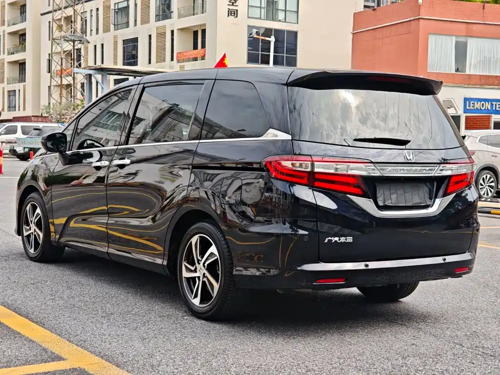 Honda Odyssey — миниатюра 7