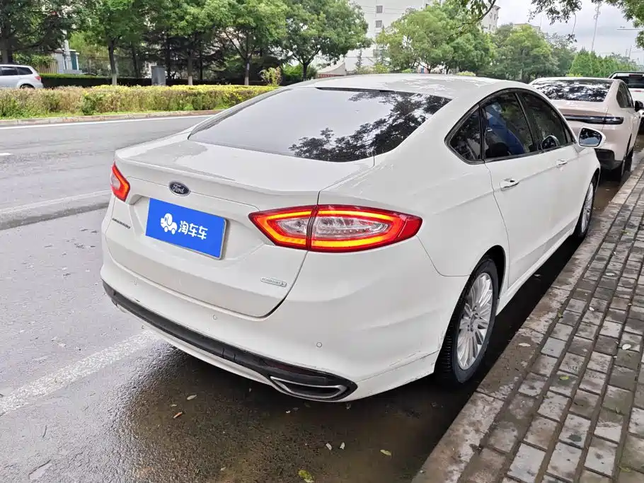 Ford Mondeo — миниатюра 3