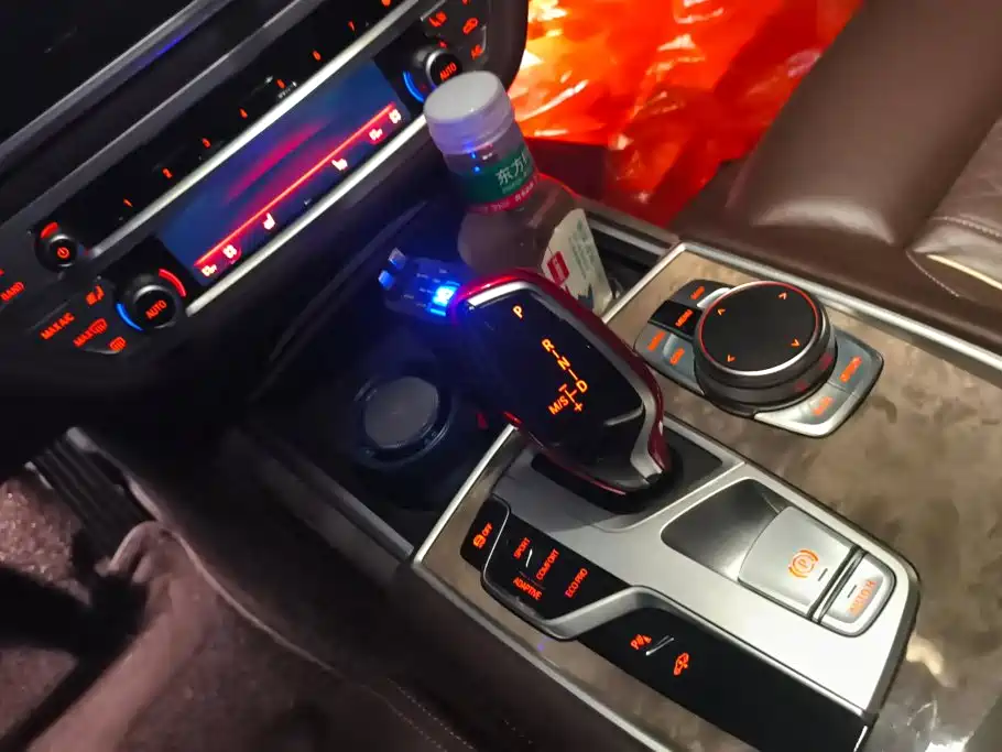 BMW 7 Series — миниатюра 16