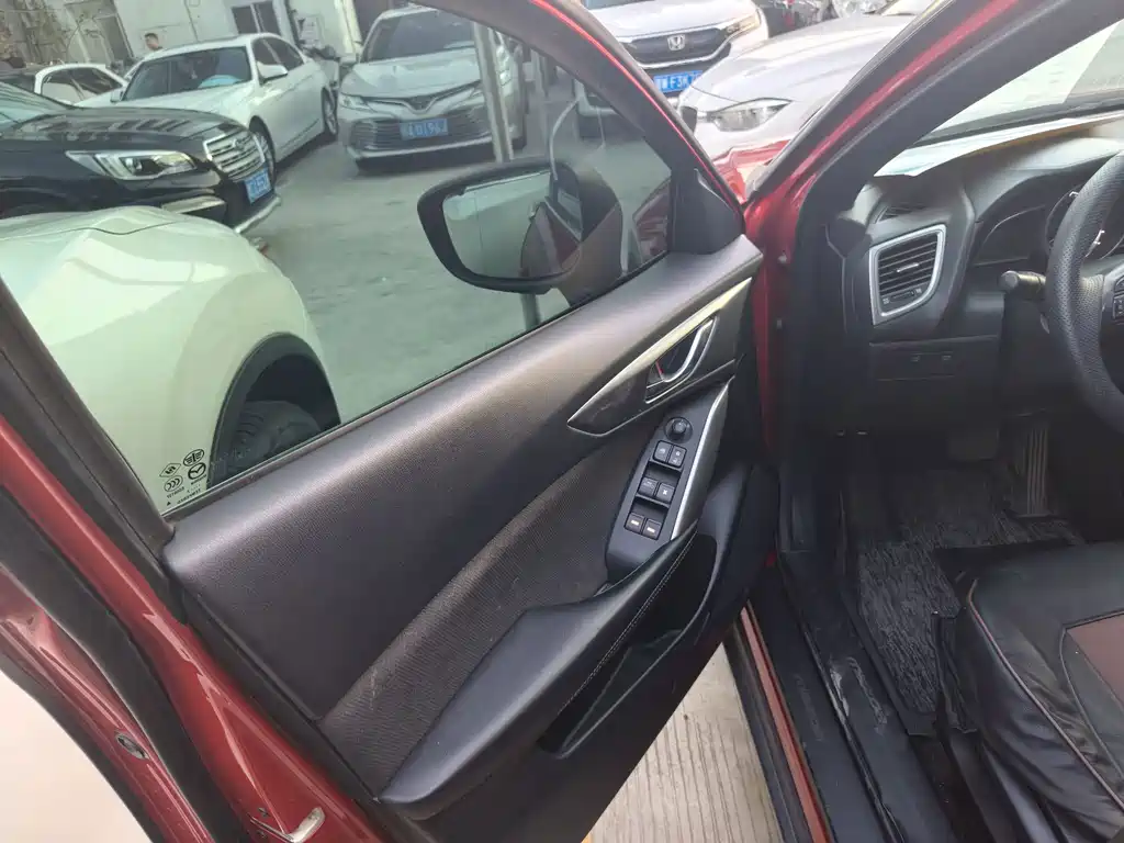 Mazda CX-4 — миниатюра 3