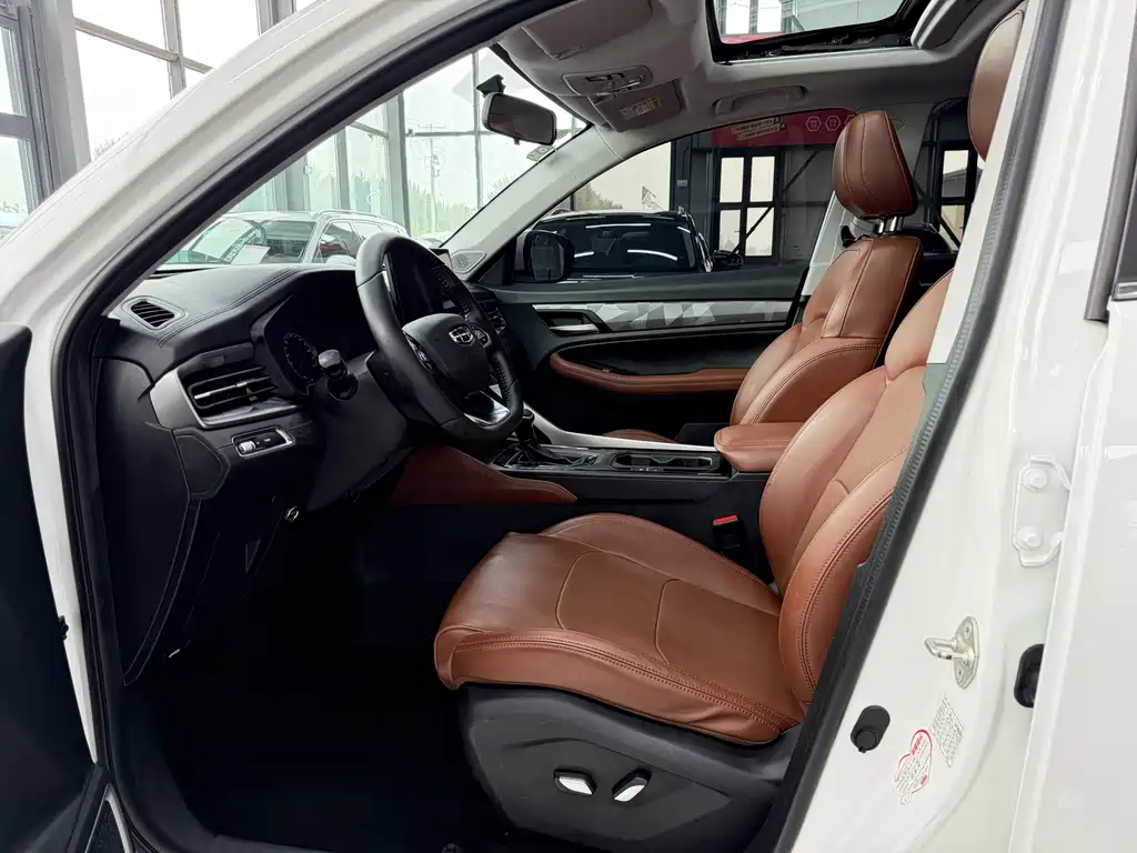 Geely Vision X6 — миниатюра 8