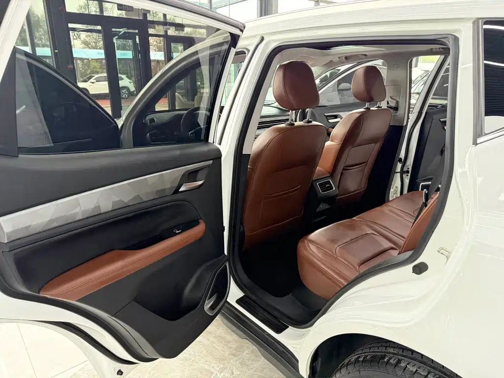 Geely Vision X6 — миниатюра 15