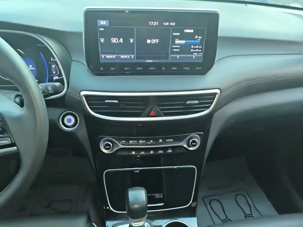 Hyundai Tucson — миниатюра 13