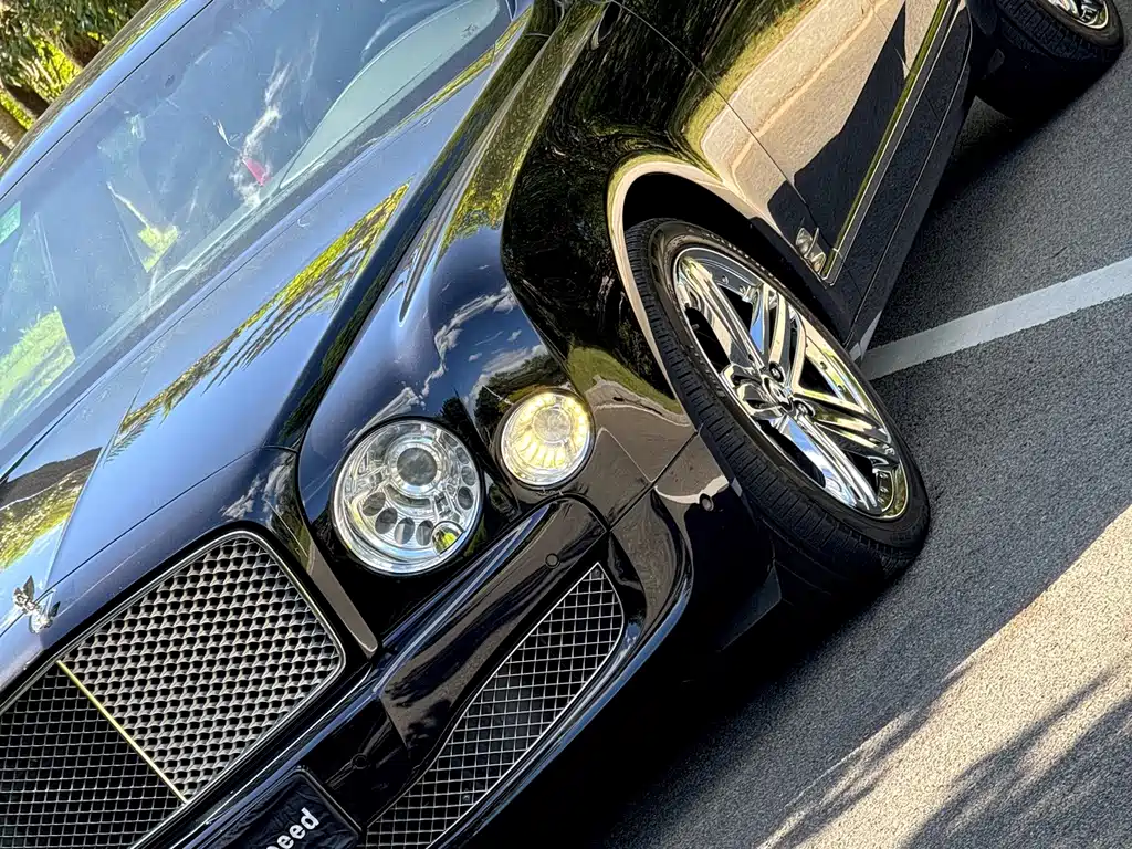 Bentley Mulsanne — миниатюра 7