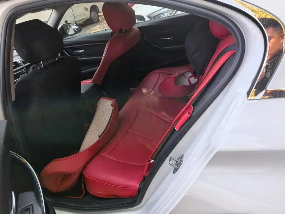 BMW 3 Series — миниатюра 11