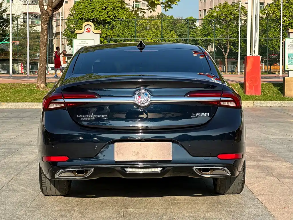 Buick LaCrosse — миниатюра 8