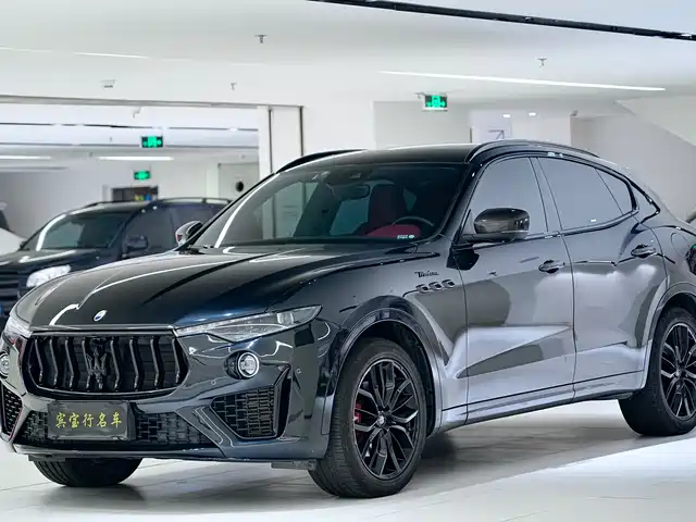 MASERATI LEVANTE 2022