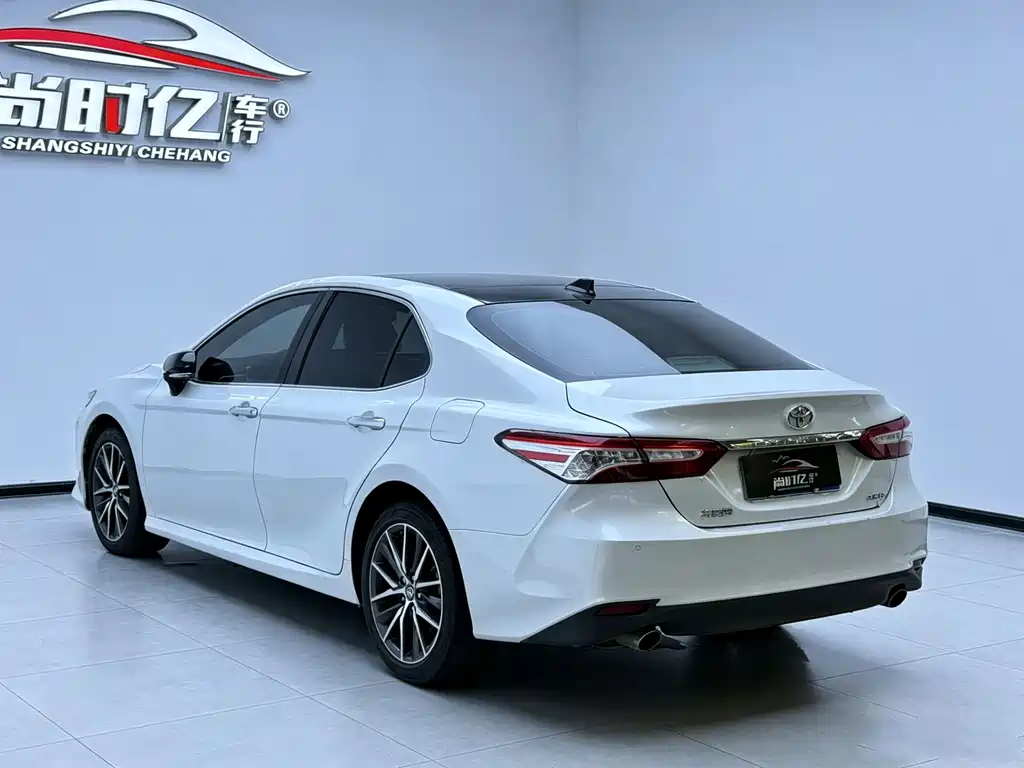 Toyota Camry 2019 2.5G Luxury VI