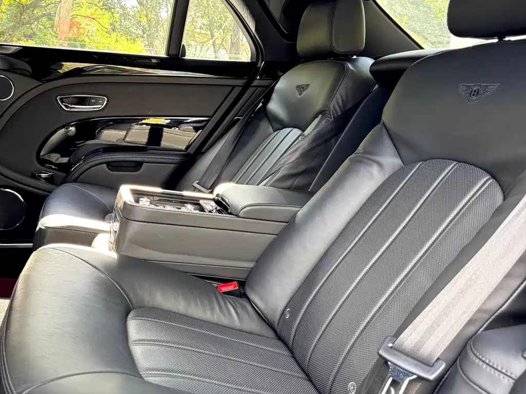 Bentley Mulsanne — миниатюра 15