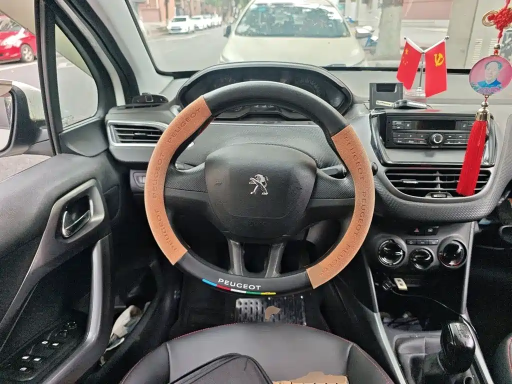 Peugeot 2008 — миниатюра 6