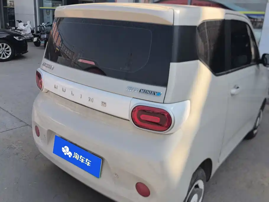 Wuling MINIEV — миниатюра 3