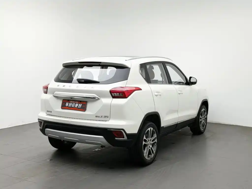BAIC Senova X35 — миниатюра 2