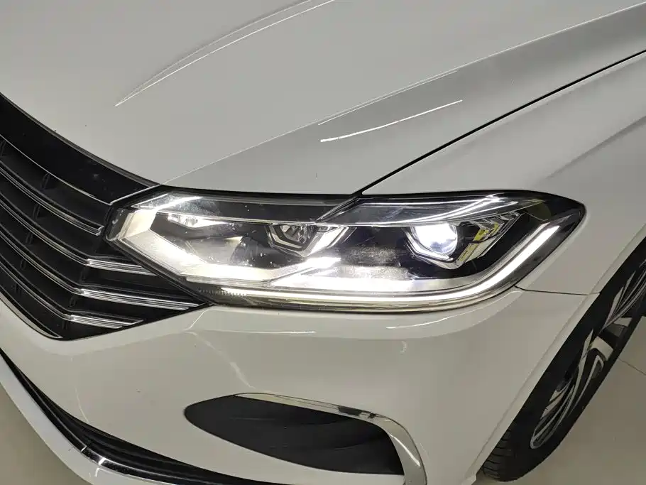 Volkswagen Lavida — миниатюра 5