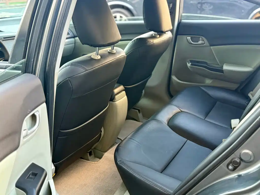 Honda Civic — миниатюра 11