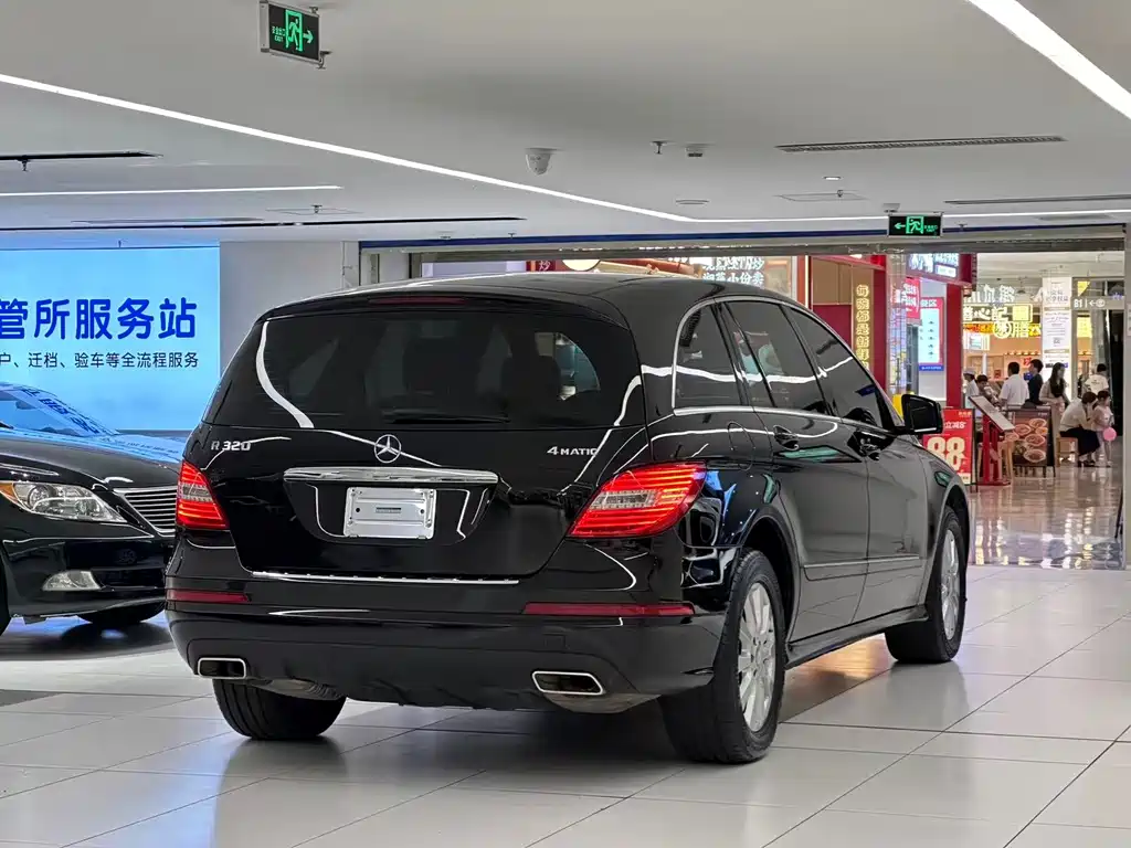 Mercedes-Benz R-Class — миниатюра 7