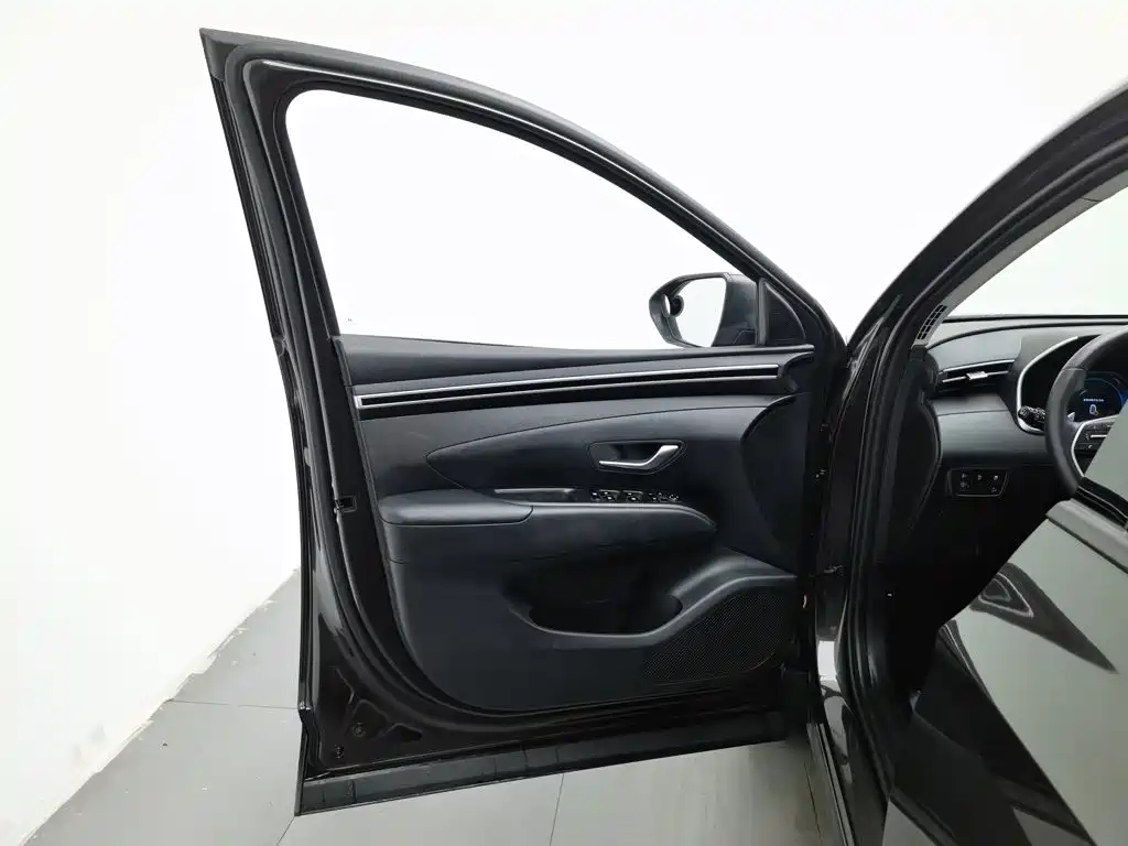 Hyundai Tucson — миниатюра 8