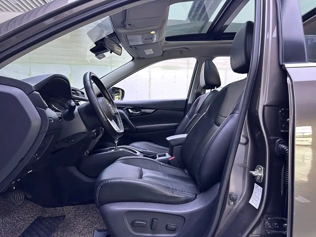 Nissan X-Trail — миниатюра 8