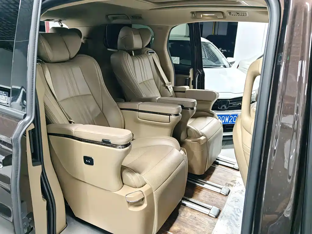 Buick GL8 2021 ES 653T Luxury