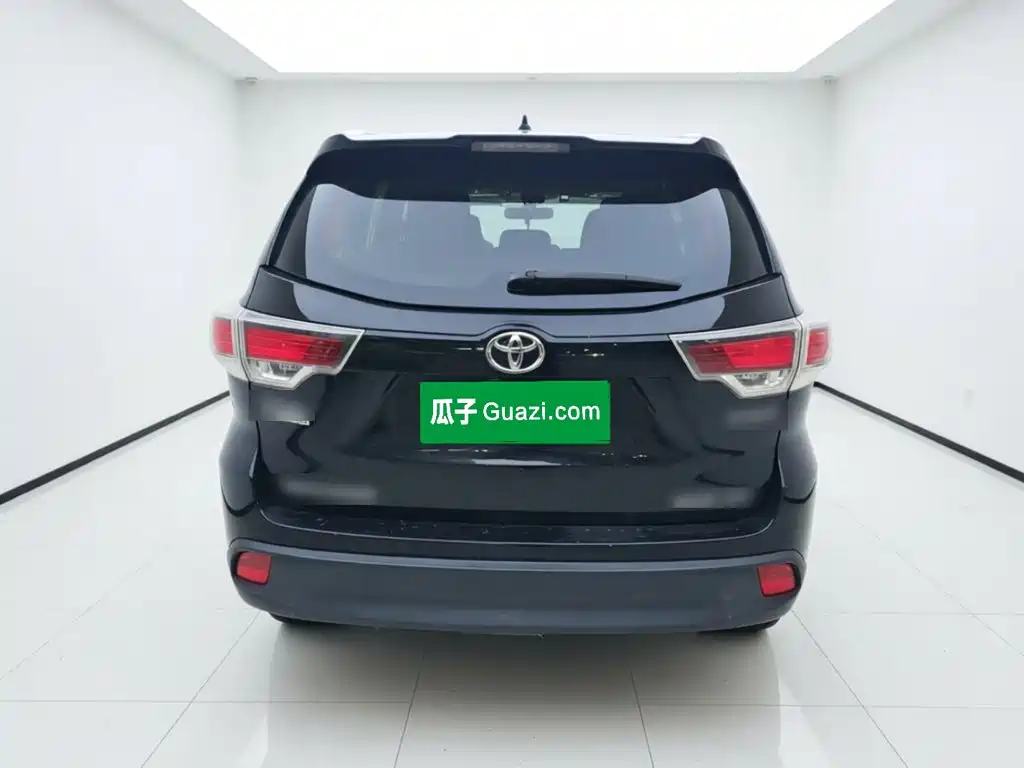 Toyota Highlander — миниатюра 5