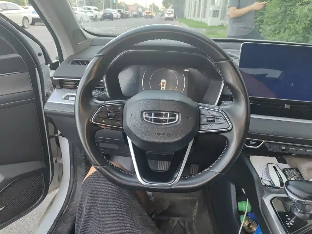 Geely Xingrui — миниатюра 3