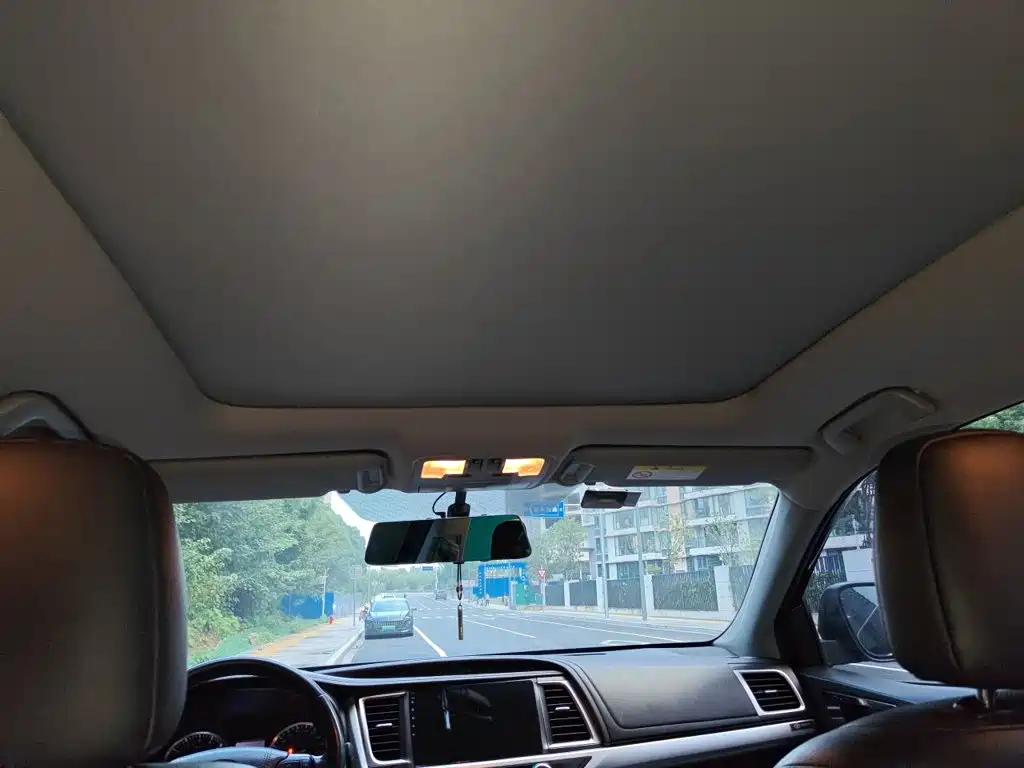 Toyota Highlander — миниатюра 19