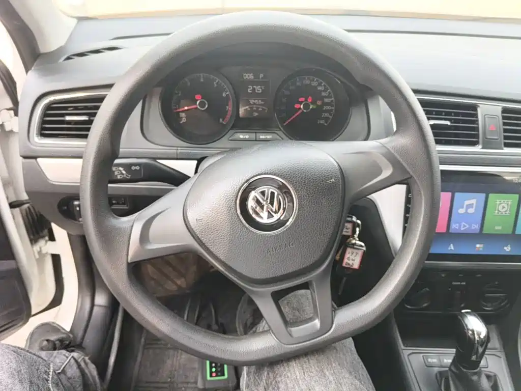 Volkswagen Lavida — миниатюра 11