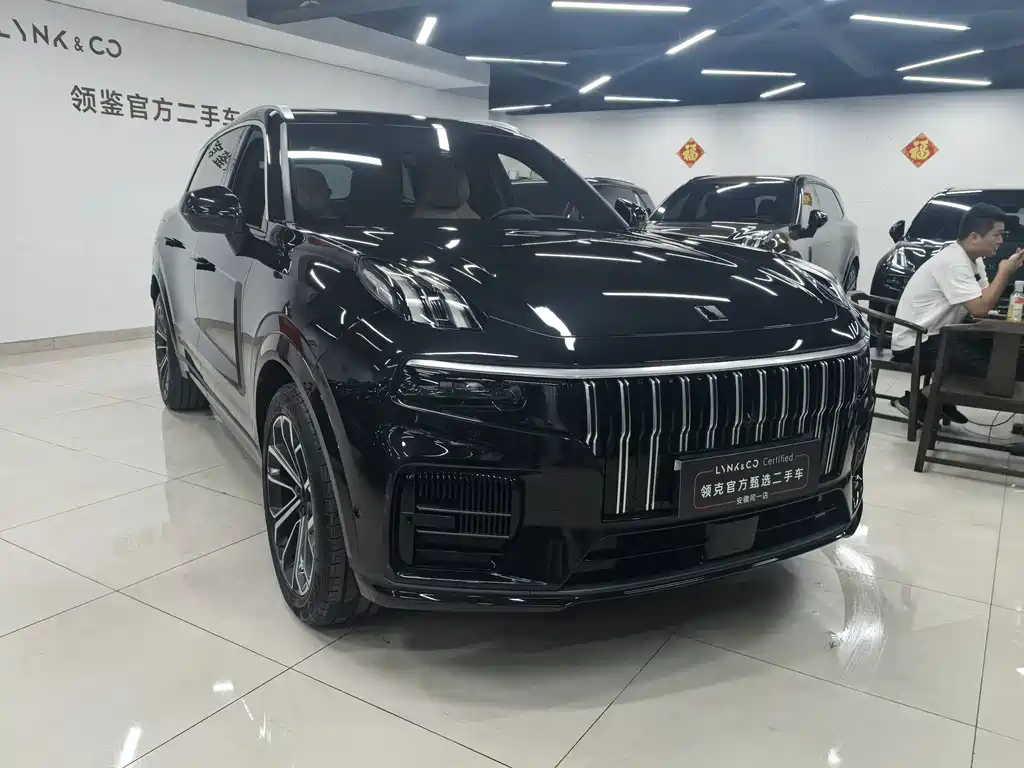 Lynk & Co 09 — миниатюра 3