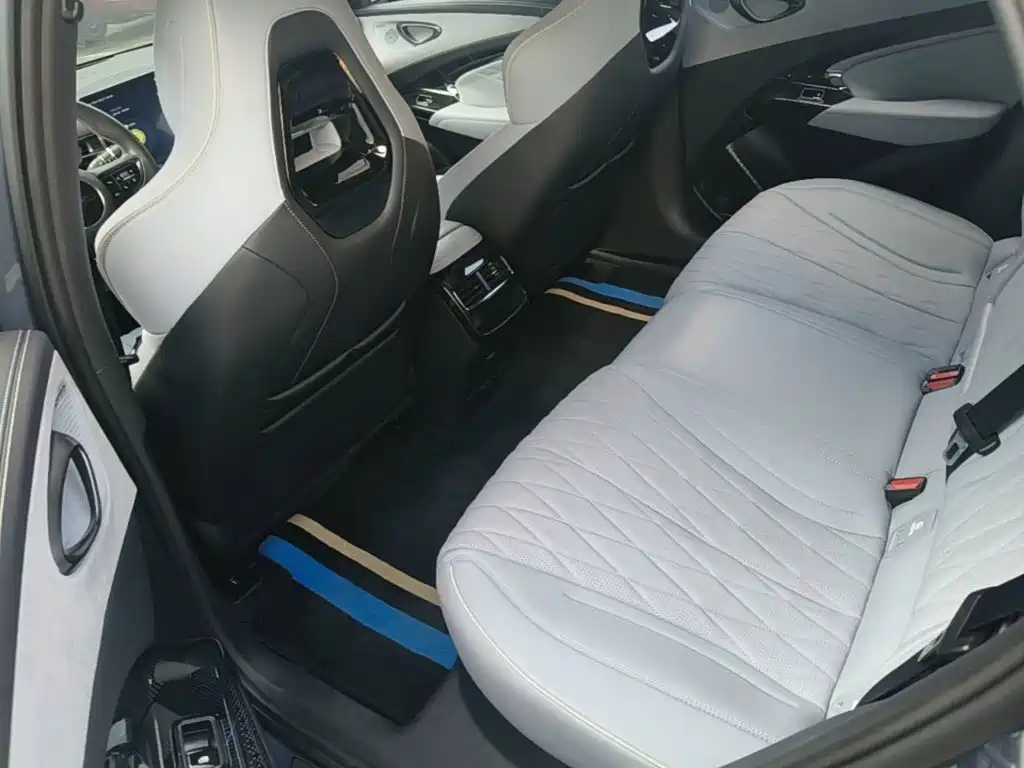 BYD Seal — миниатюра 17
