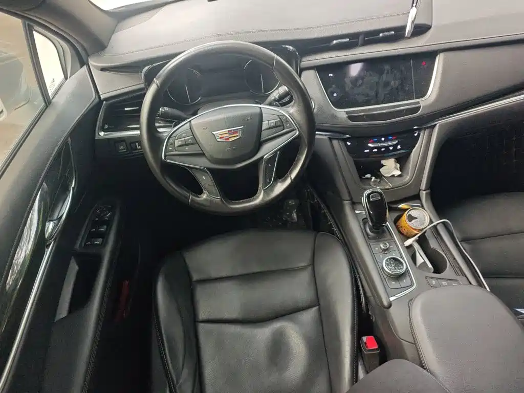 Cadillac XT5 — миниатюра 11