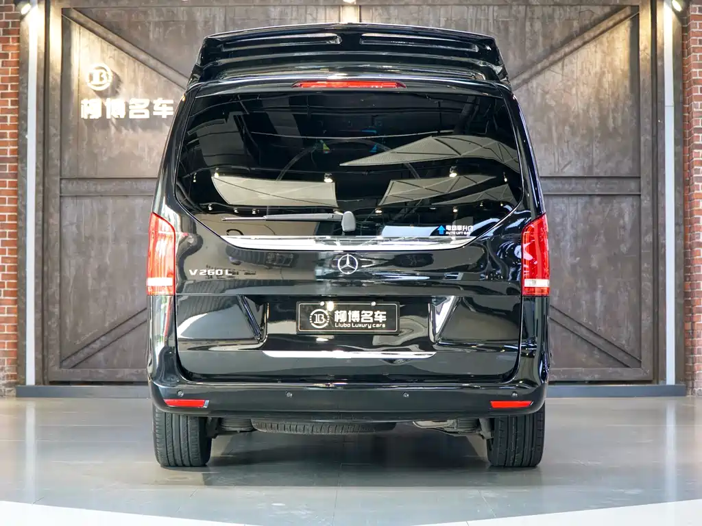 MERCEDES-BENZ V CLASS