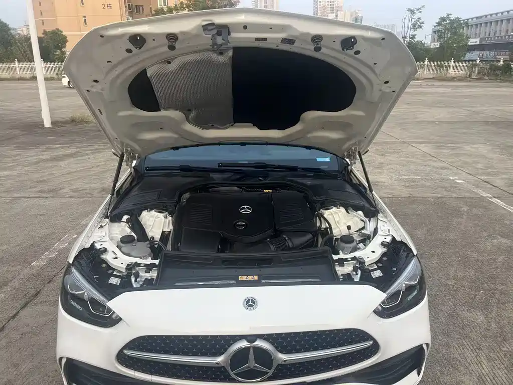 Mercedes-Benz C-Class — миниатюра 14