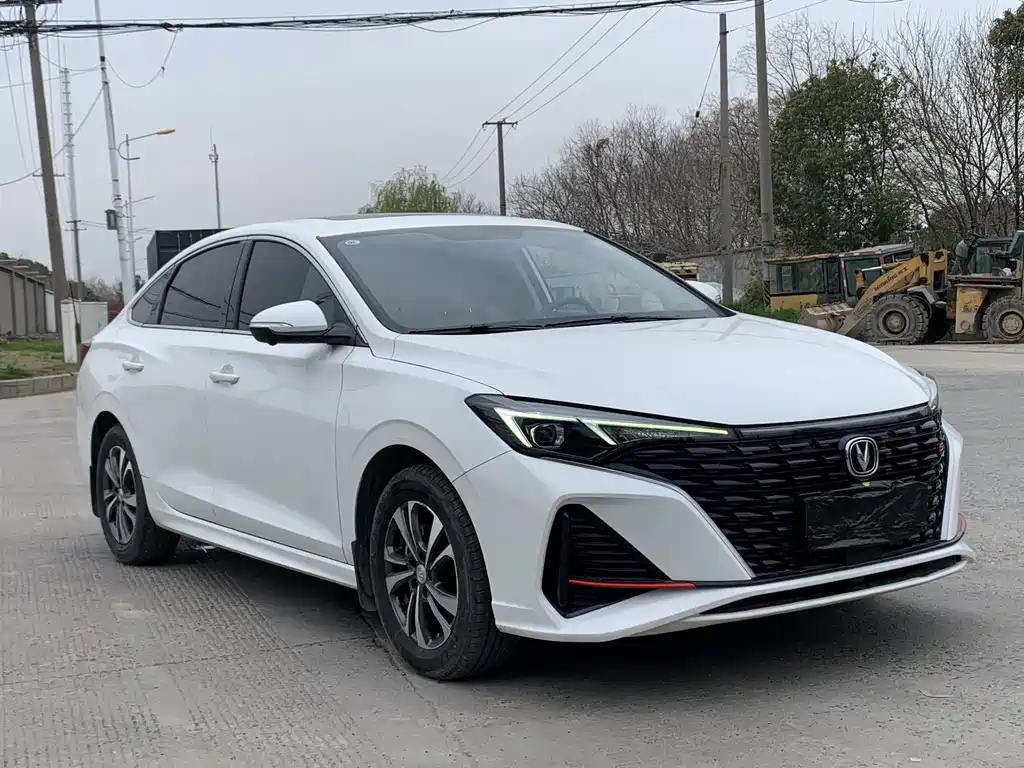Changan Eado 2020 PLUS NE 1.4T GDI DCT Luxury