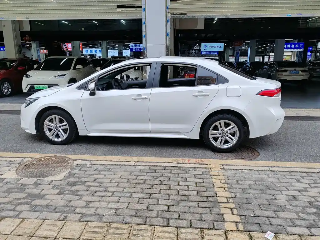Toyota Levin - фото 4