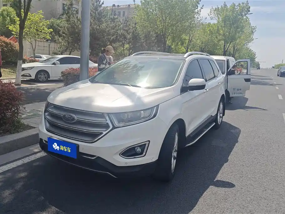 Ford Edge 2015
