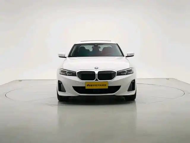 BMW i3 2025 eDrive 35 L