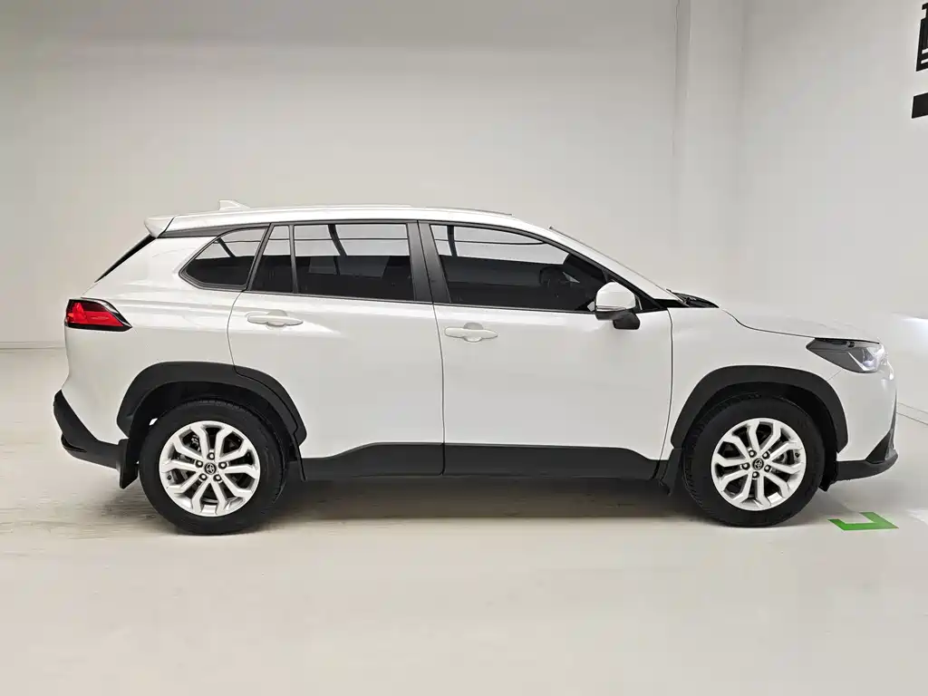 Toyota Frontlander 2.0L CVT Leading Edition, фото 7