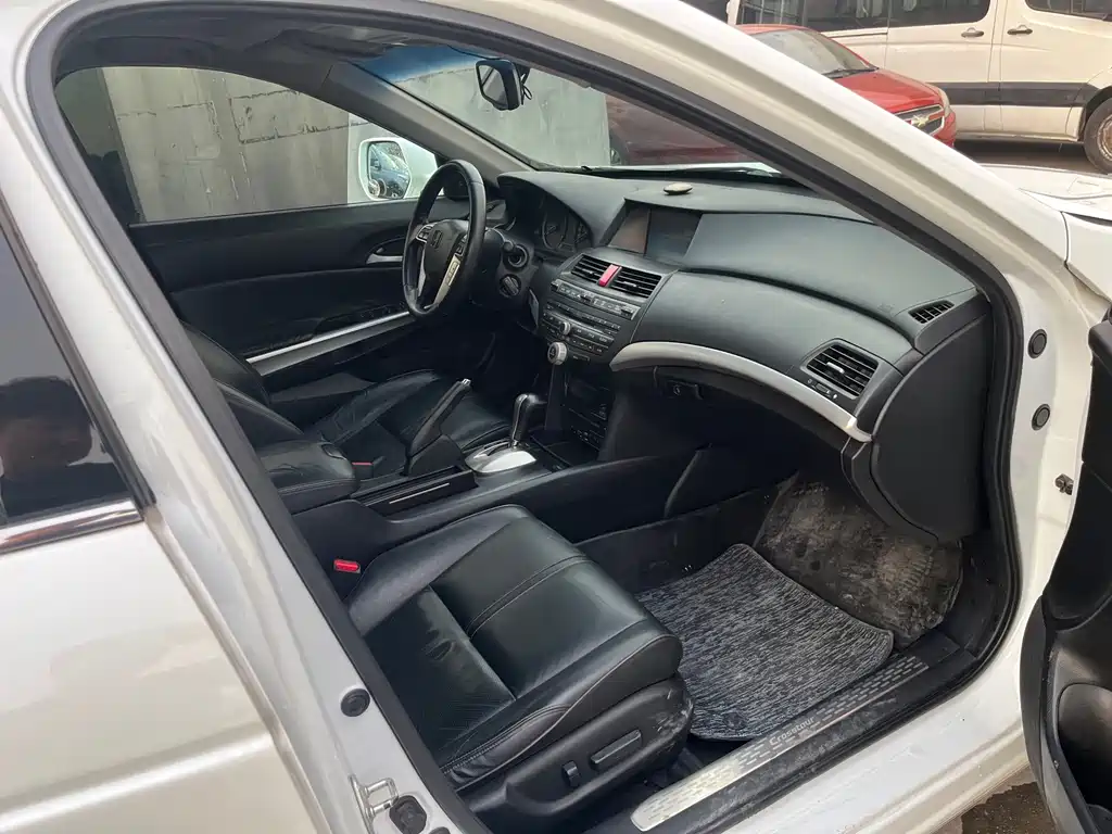 Honda Crosstour — миниатюра 7