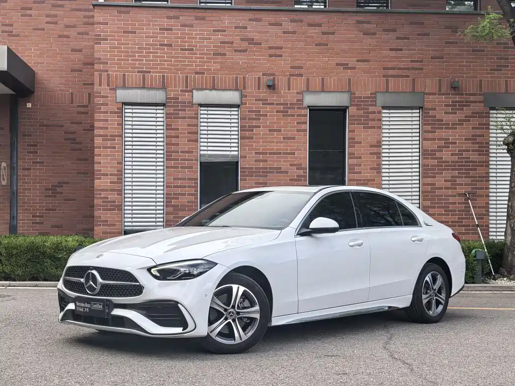 Mercedes-Benz C-Class 2022